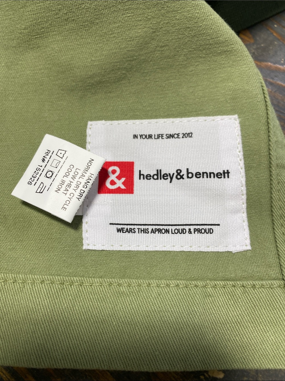 Essential Apron -OS - Picture 7 of 10